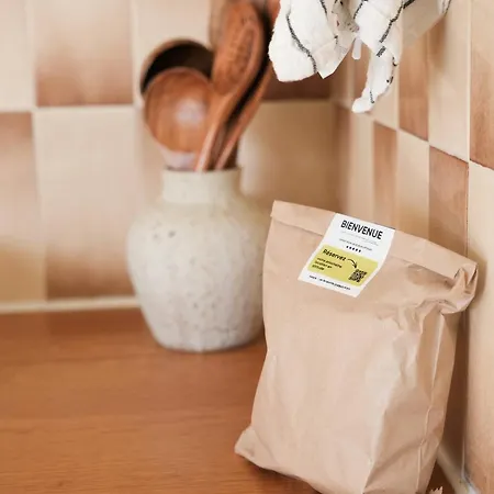 Avec Balcon Et Vue Imprenable Sur Le Cambre D Aze Pour 2 Personnes